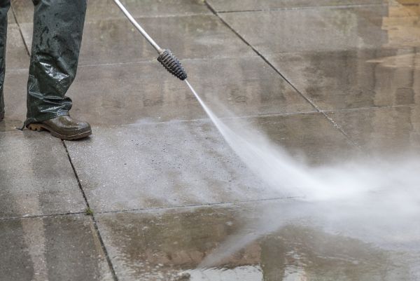 Concrete Power Washing in Clovis