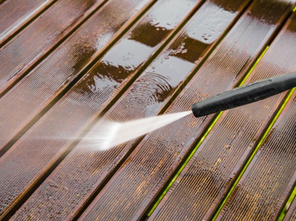 Deck Pressure Washing in Clovis