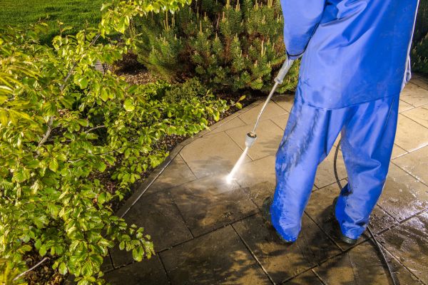 Hardscape Cleaning in Clovis