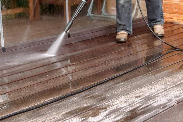Pool Deck Power Washing in Clovis