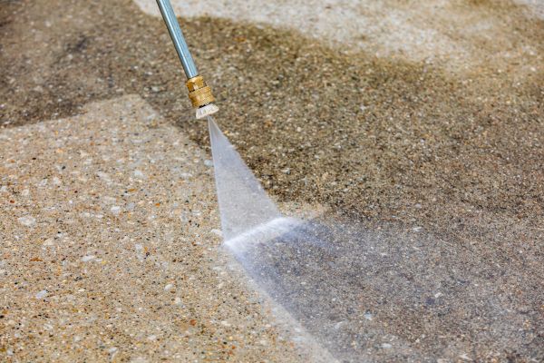 Driveway Pressure Cleaning in Clovis