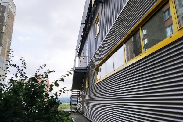Aluminum Siding Cleaning in Clovis