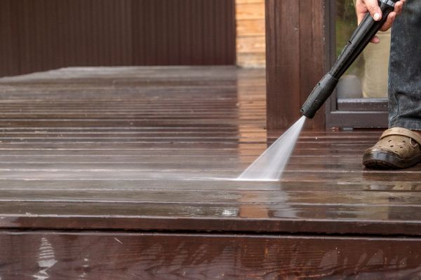 Balcony Pressure Washing in Clovis