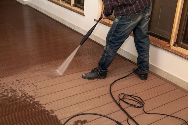 Veranda Cleaning in Clovis
