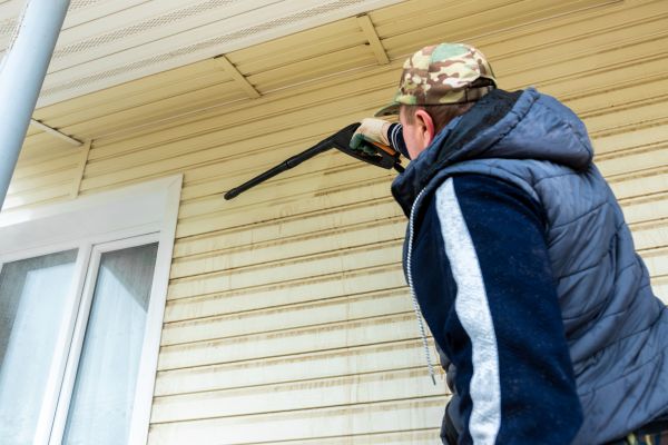 Vinyl Siding Pressure Cleaning in Clovis