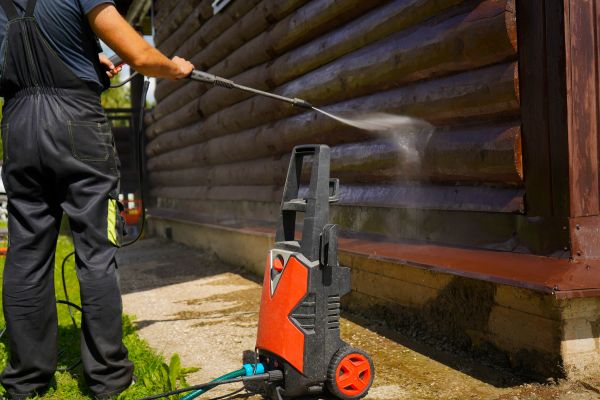 Cabin Pressure Washing in Clovis